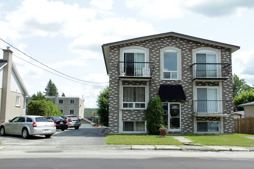 Logement A Louer Rue Des Pins Magog
